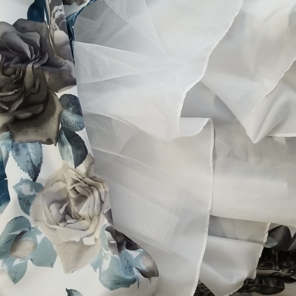 Betsy & Adam Floral Formal Gown - Picture 4 of 6